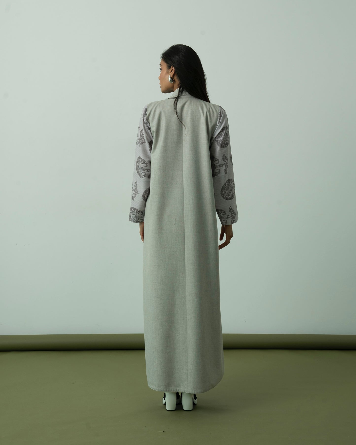 Beige Mughal Floral Abaya