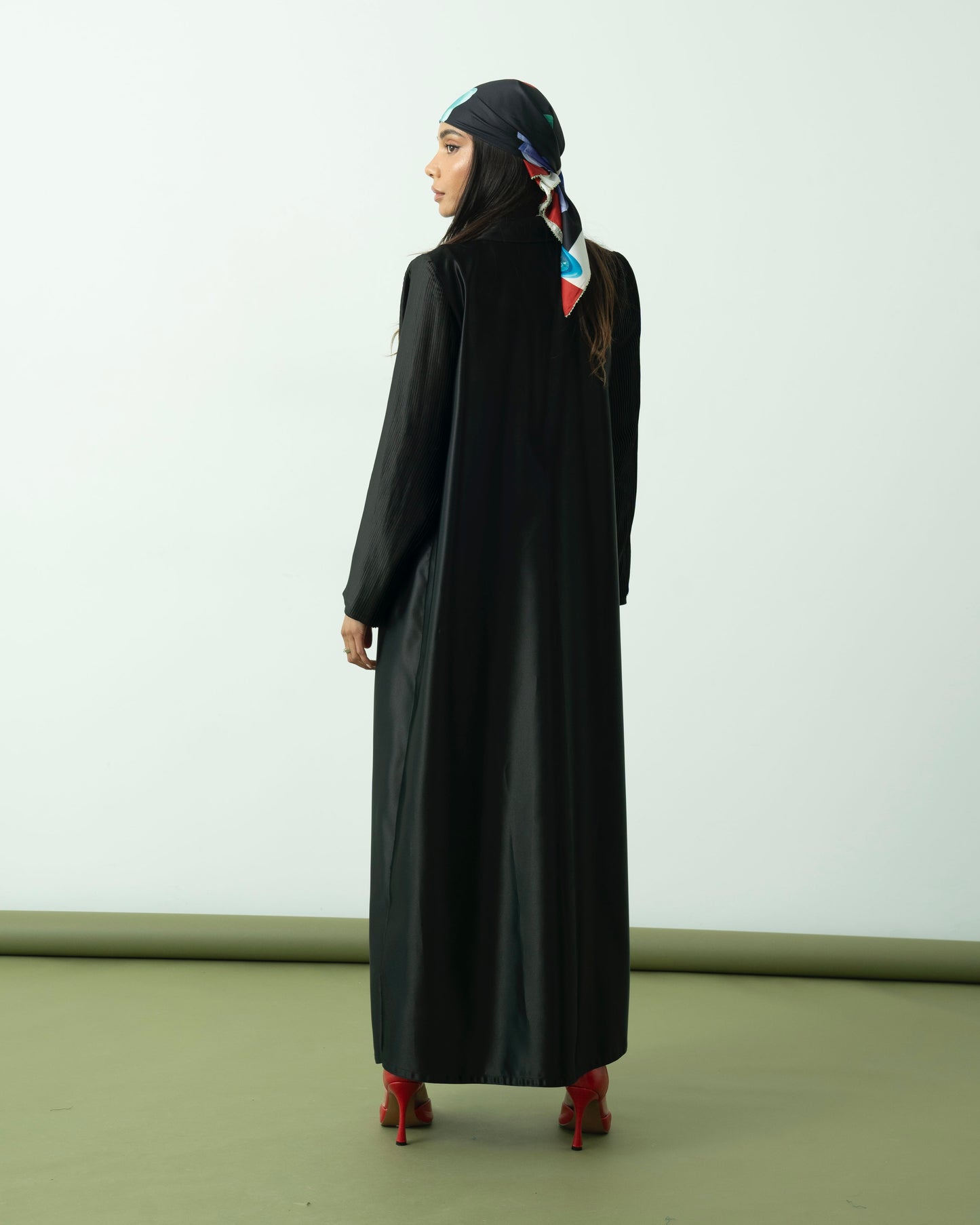 Black Pleated Abaya