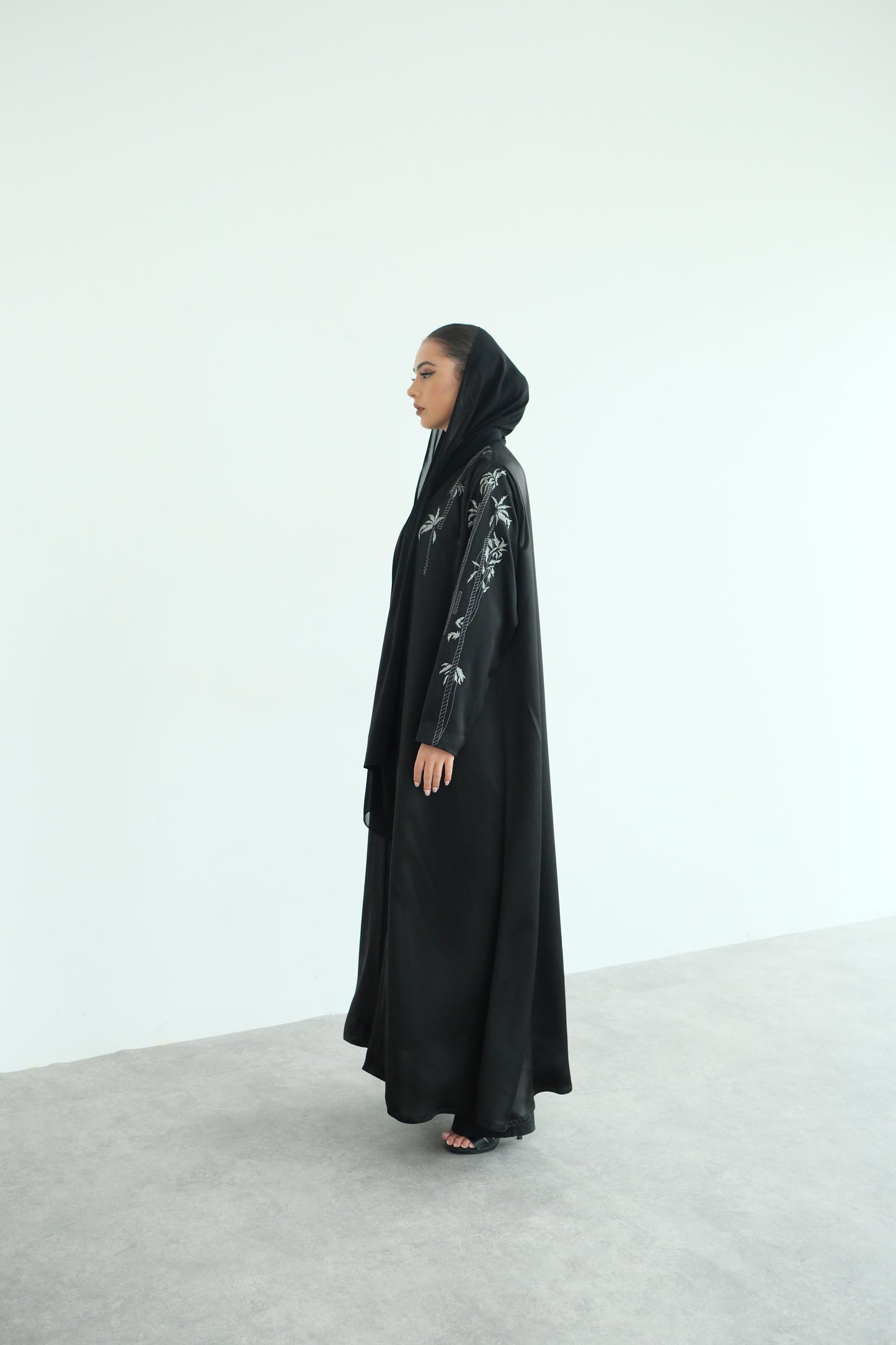 Palm Bliss Abaya